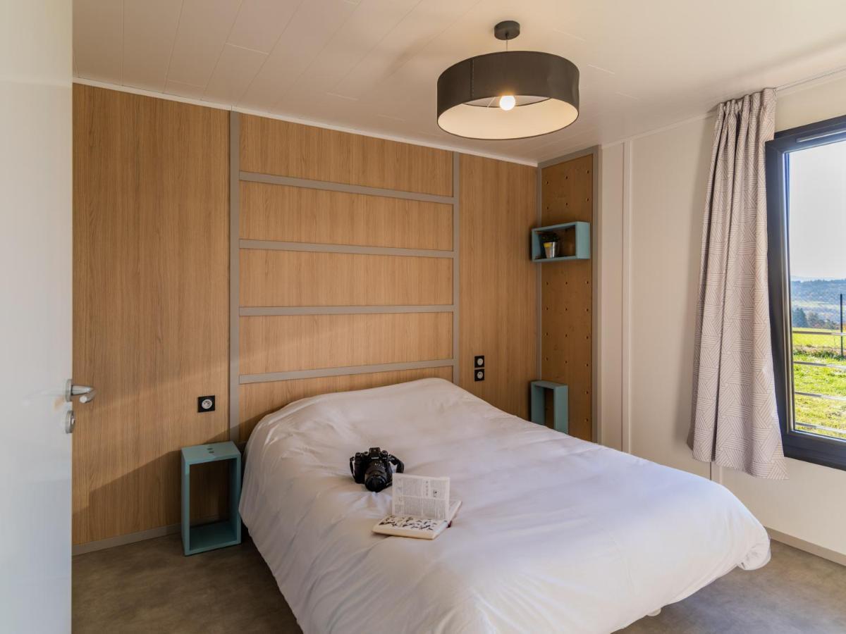 Hotel Les Quatre Vents à Courpiere Extérieur photo