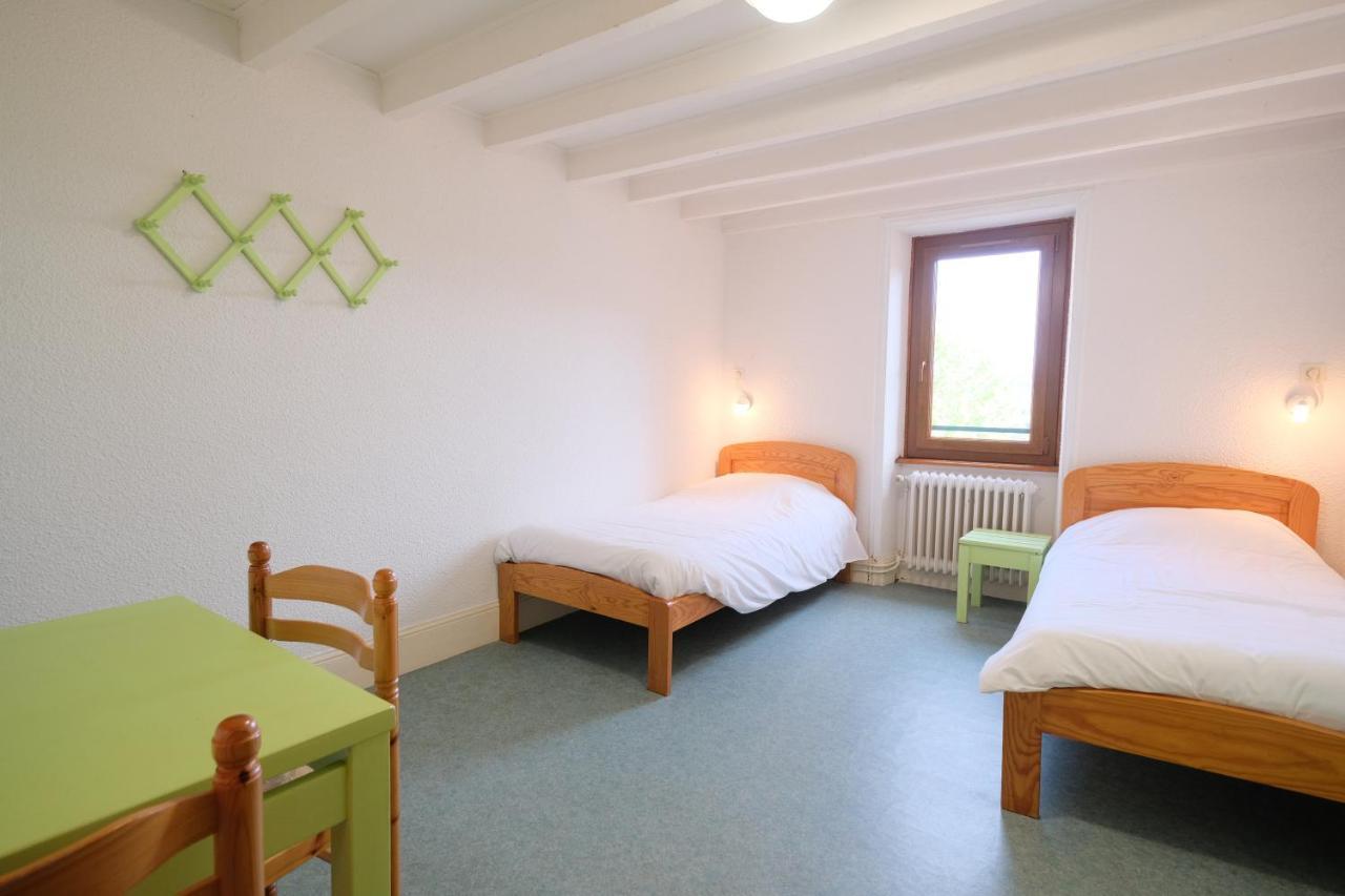 Hotel Les Quatre Vents à Courpiere Extérieur photo