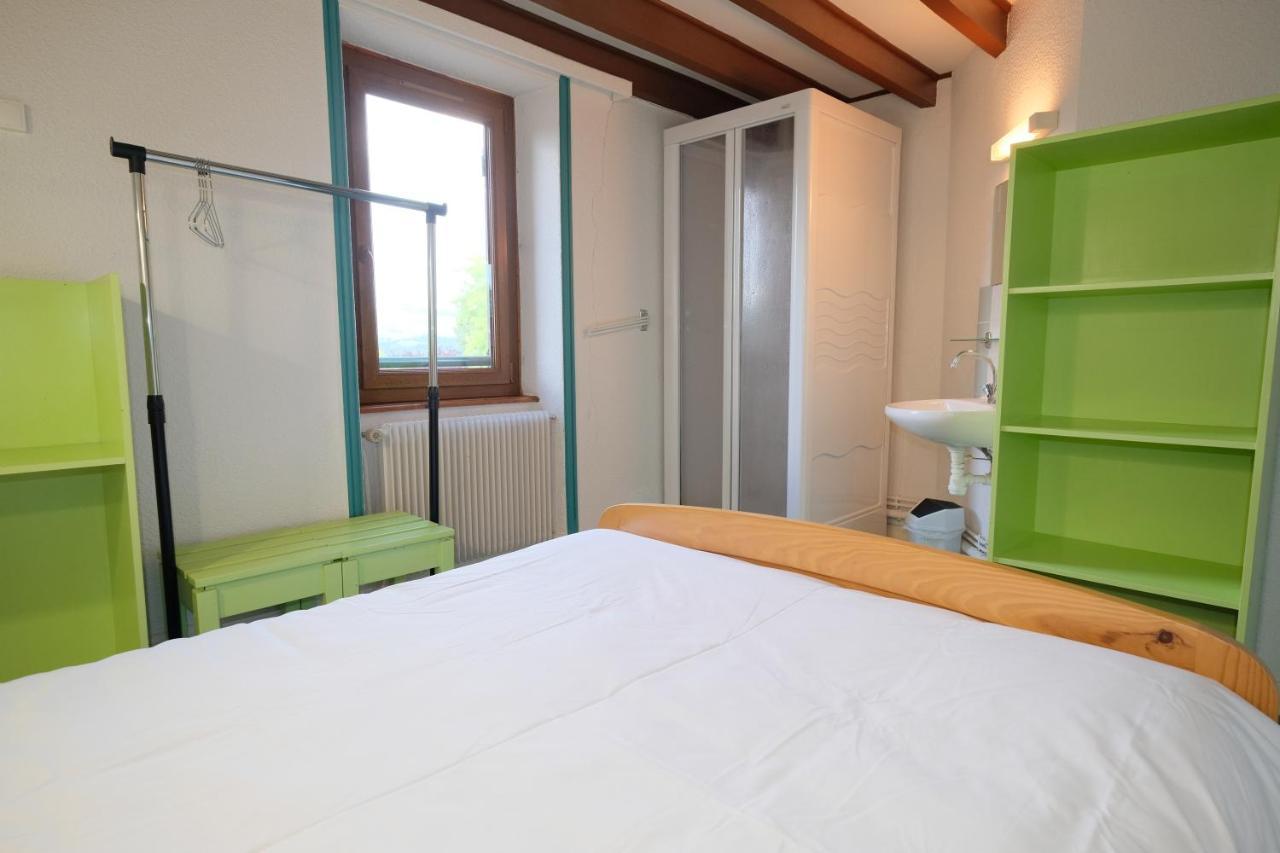 Hotel Les Quatre Vents à Courpiere Extérieur photo
